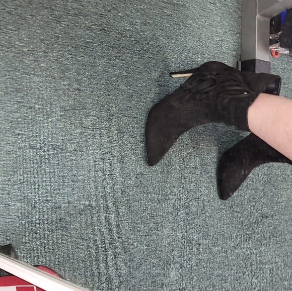 Ladies JustFab suede side tassels & zipper, black size 8.5 - Picture 15 of 15